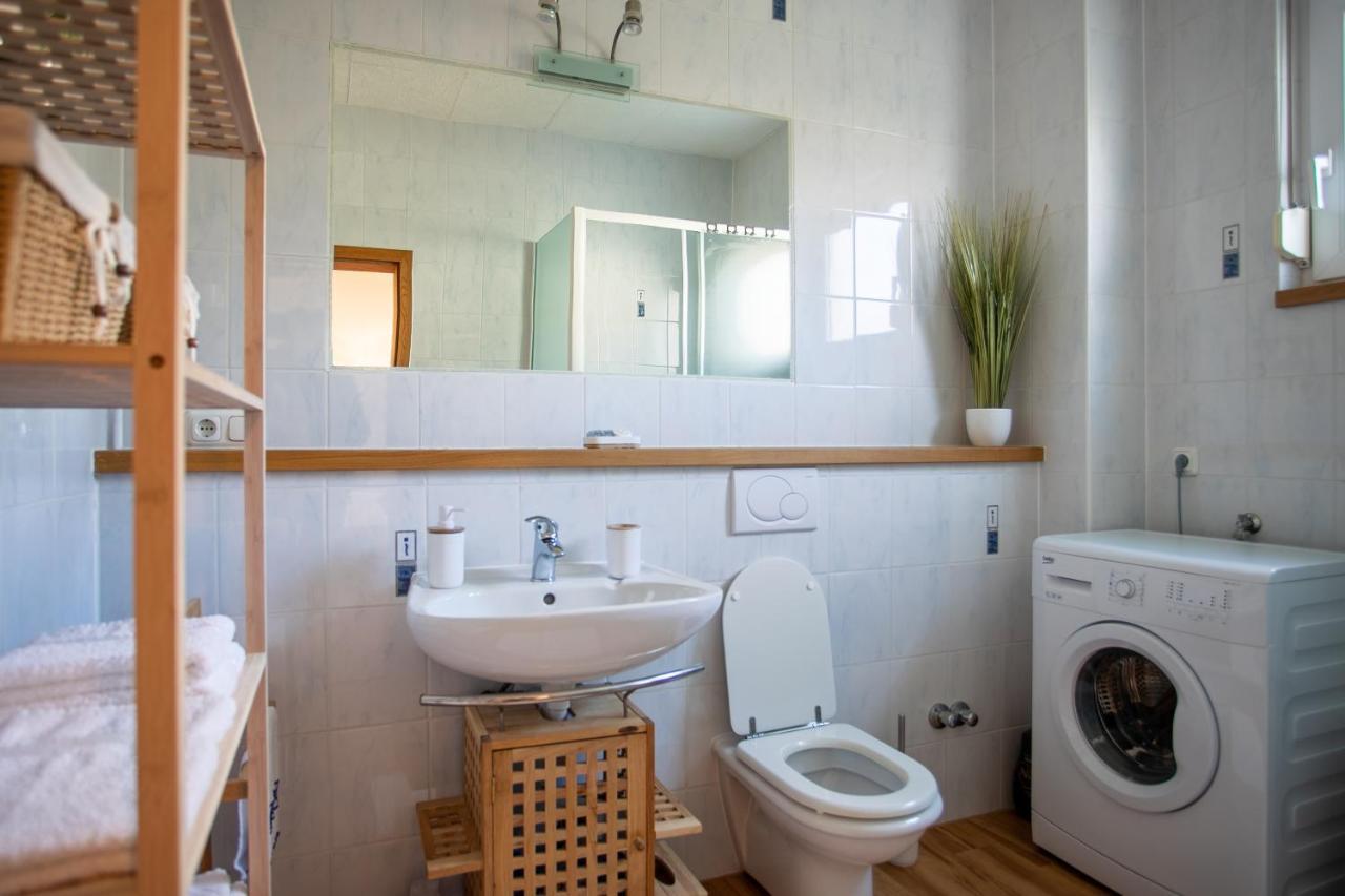 Apartman Aqua Подстрана Екстер'єр фото